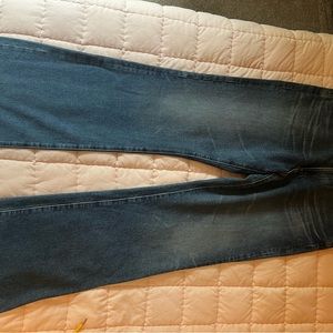 AG Alexis boot cut jeans. Size 33 R